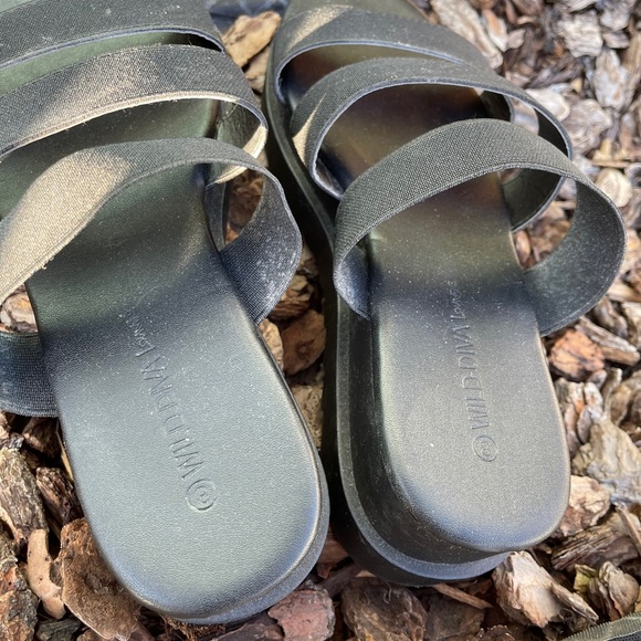 SOLD - Picture 2 of 4